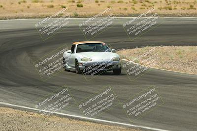 media/Jun-01-2025-CalClub SCCA (Sun) [[eae223c5dd]]/Group 1/Track Event 4/